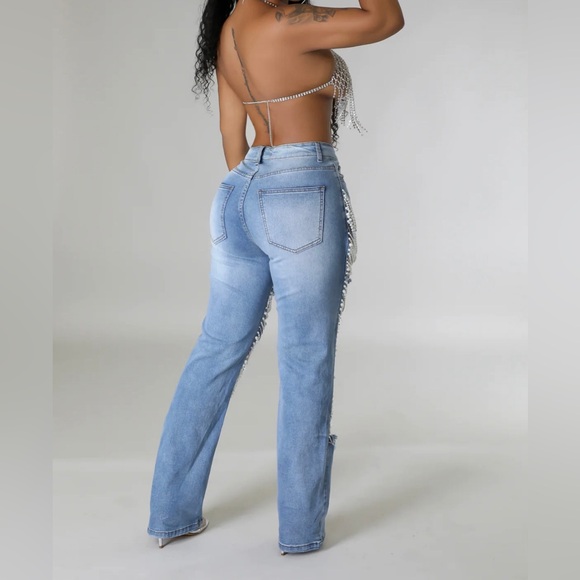 Distressed jeans - Picture 3 of 3